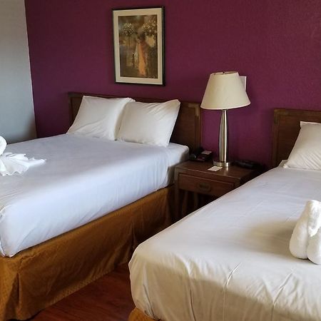 Santa Fe Inn - Пуебло Екстер'єр фото