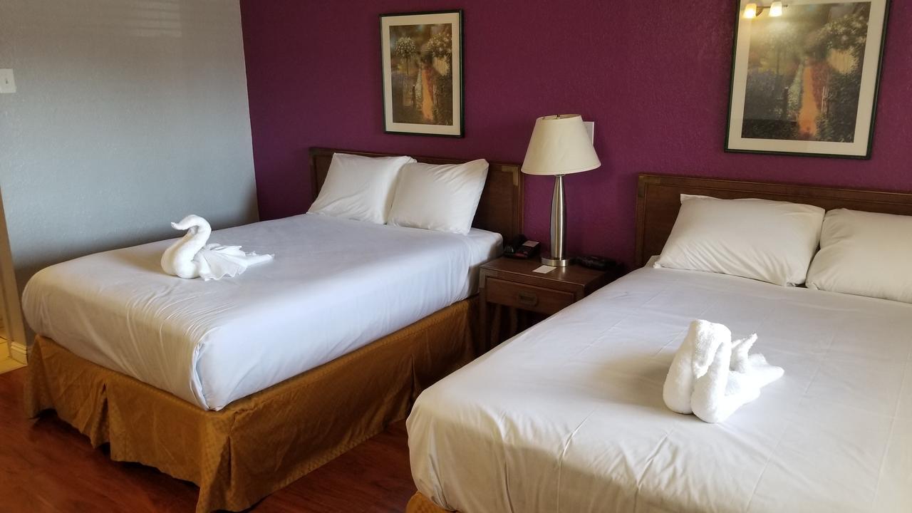 Santa Fe Inn - Пуебло Екстер'єр фото